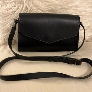 COPY - Portland Leather crossbody retired